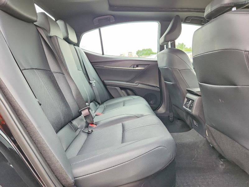 2025 TOYOTA CAMRY XSE 10