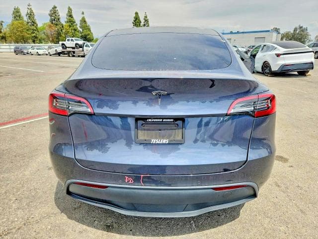 2021 TESLA MODEL Y 6