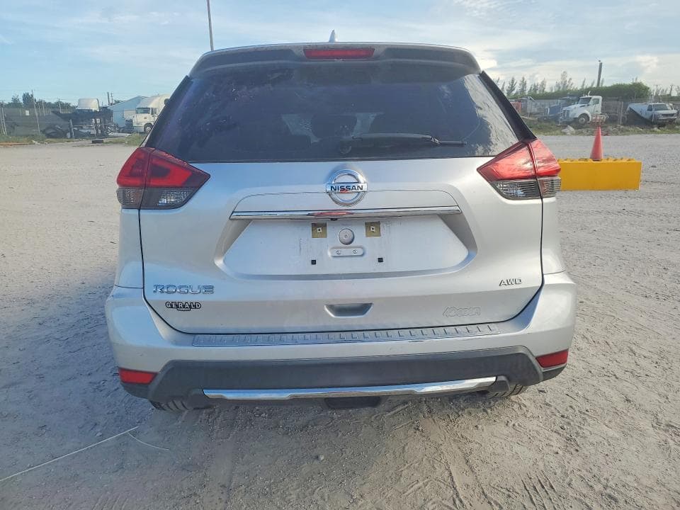 2018 NISSAN ROGUE S 6
