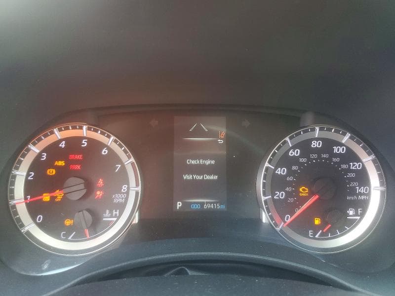 2021 TOYOTA HIGHLANDER L 9