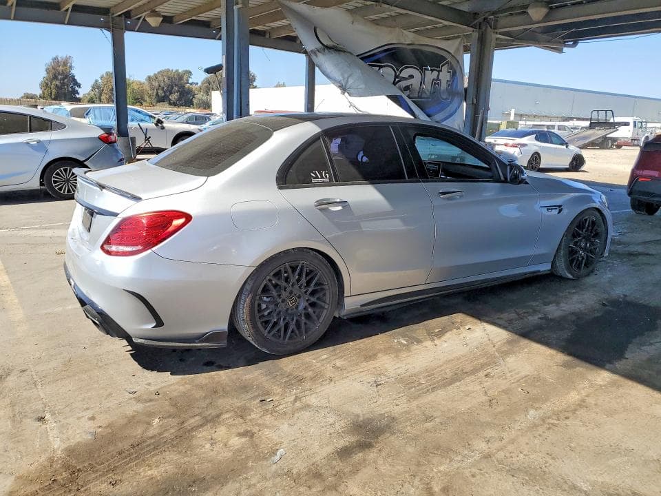 2017 MERCEDES-BENZ C 300 3
