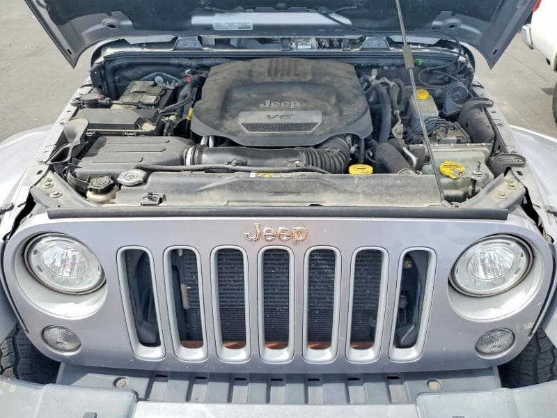 2018 JEEP WRANGLER UNLIMITED SAHARA 11