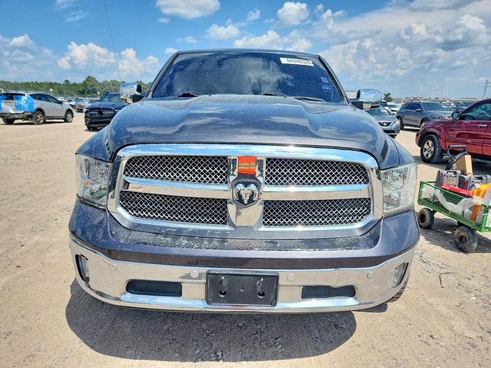 2017 RAM 1500 SLT 5