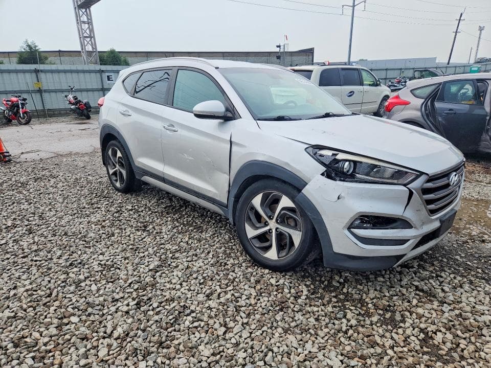 2017 HYUNDAI TUCSON SPORT 4