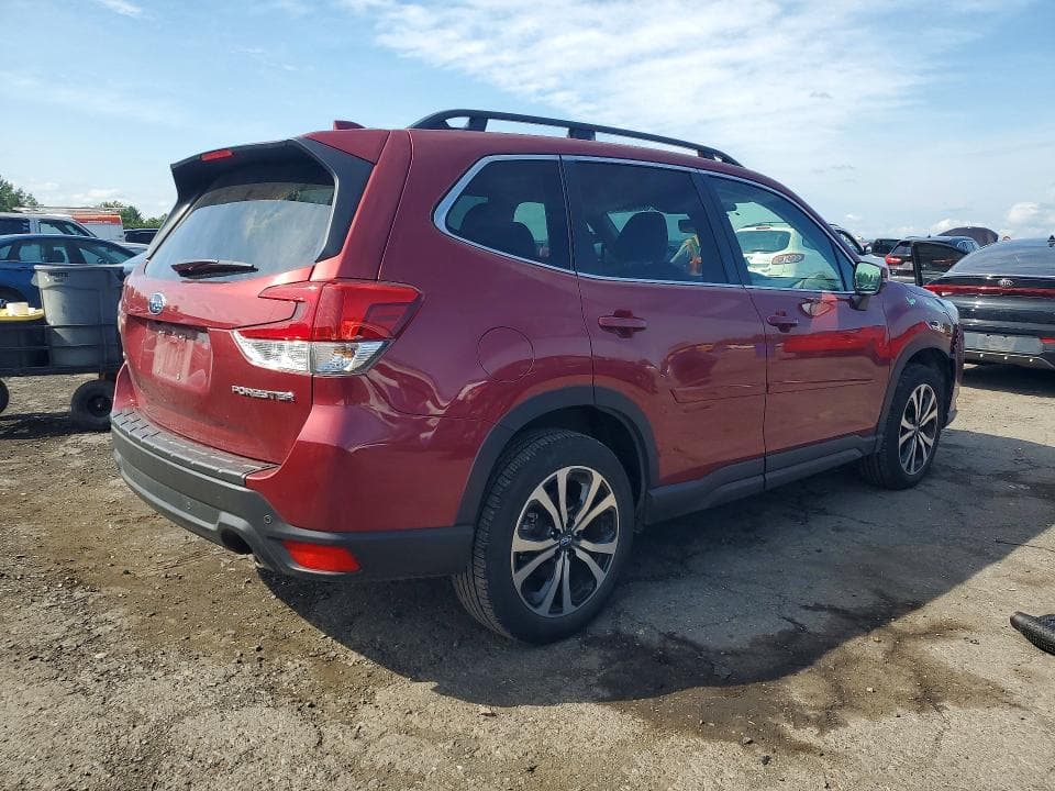 2023 SUBARU FORESTER LIMITED 3