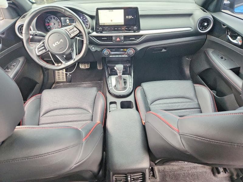 2023 KIA FORTE GT 8