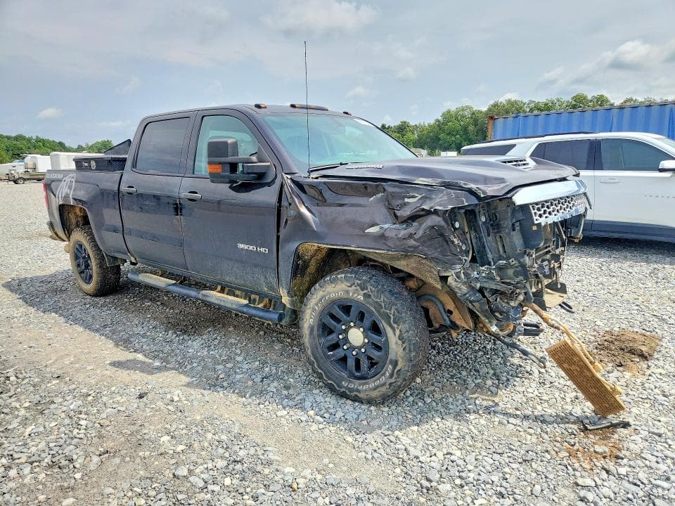 2019 CHEVROLET SILVERADO K3500 4