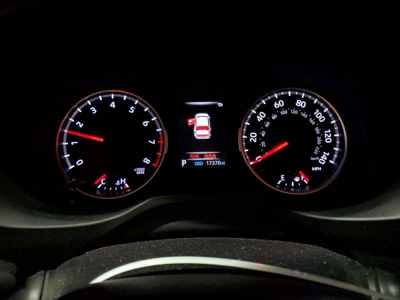 2021 TOYOTA RAV4 LE 9