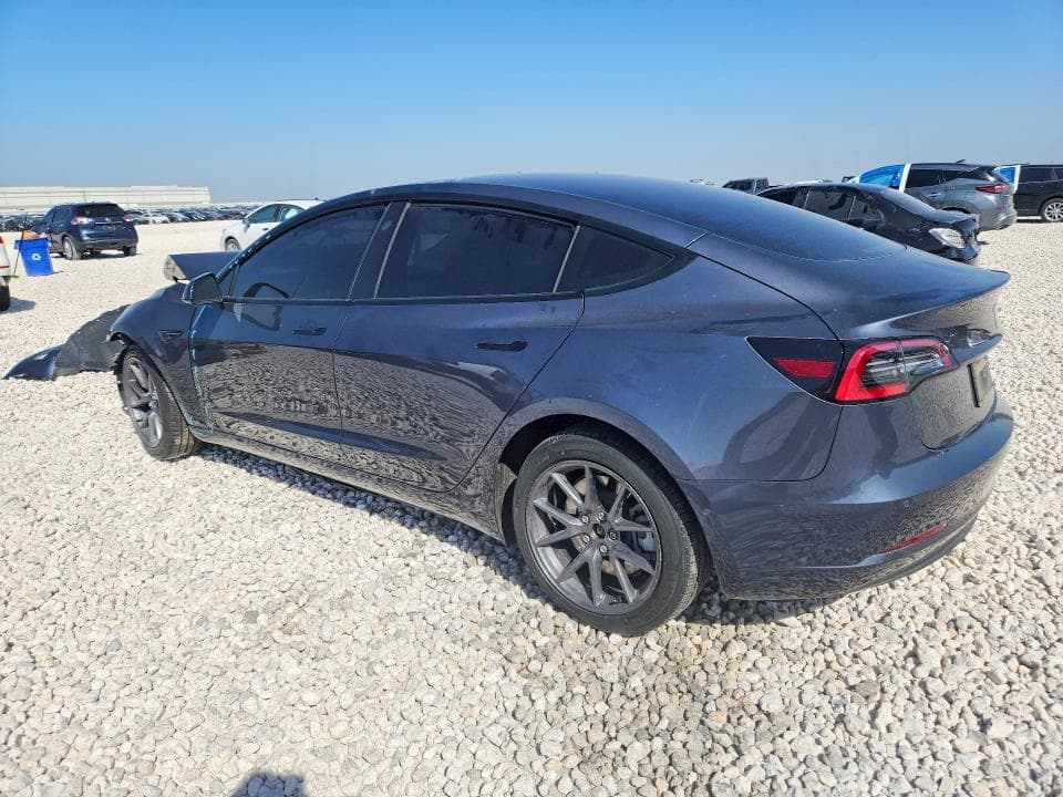 2022 TESLA MODEL 3 2