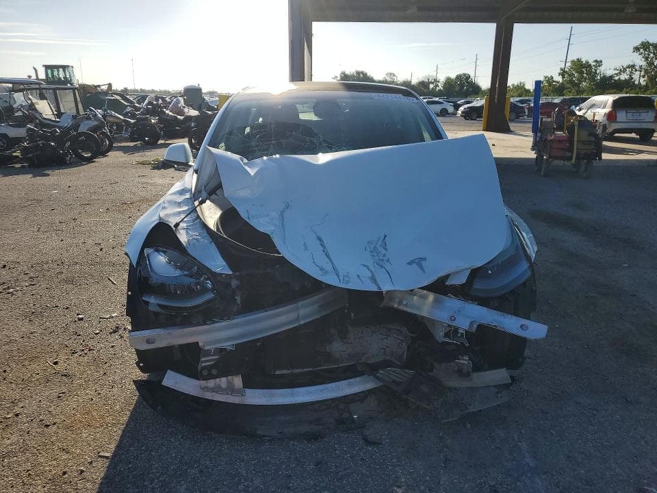 2023 TESLA MODEL 3 5