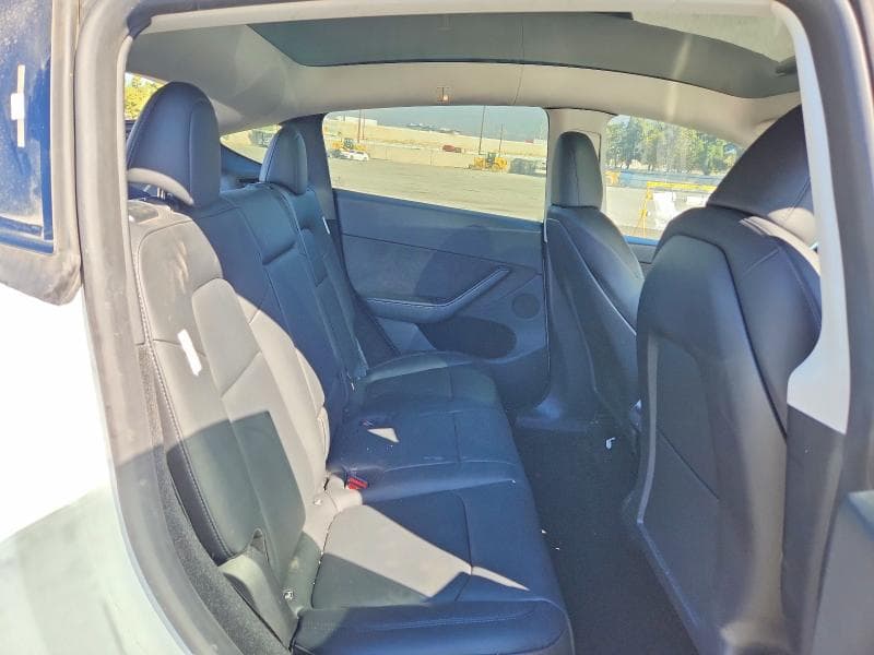 2023 TESLA MODEL Y 10