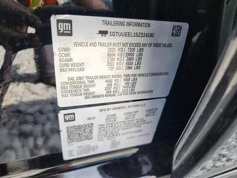2025 GMC SIERRA K1500 AT4 12