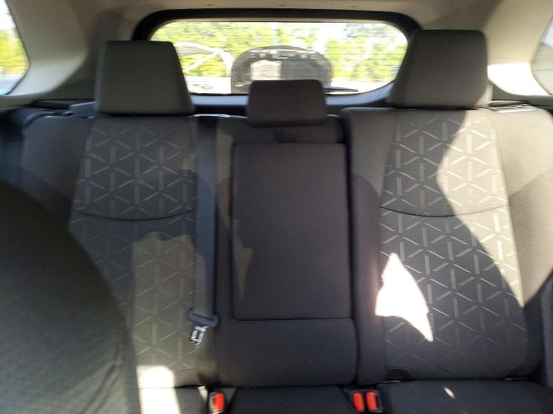 2020 TOYOTA RAV4 HYBRID XLE 10