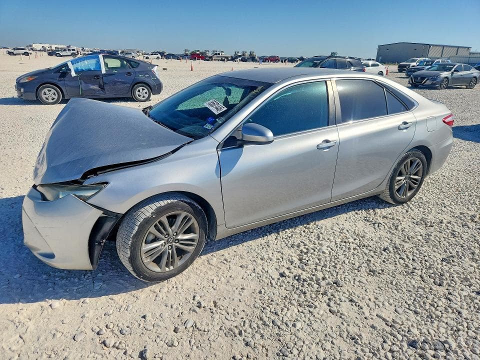 2017 TOYOTA CAMRY SE - 1