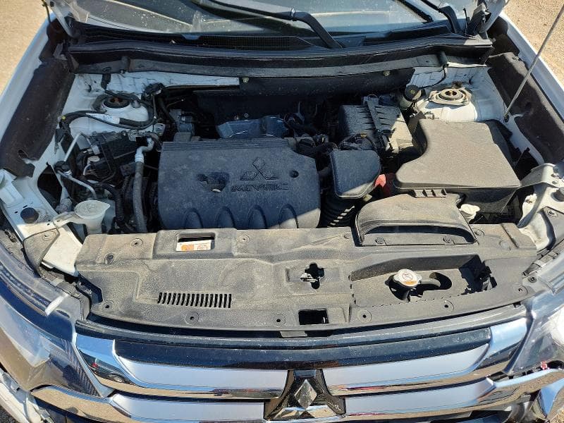 2018 MITSUBISHI OUTLANDER SE 11