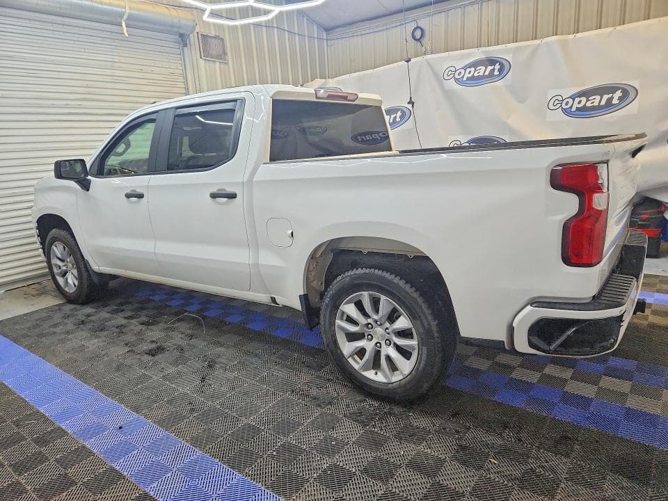 2021 CHEVROLET SILVERADO K1500 CUSTOM 2