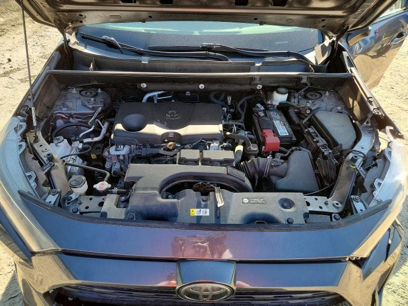 2019 TOYOTA RAV4 LE 12