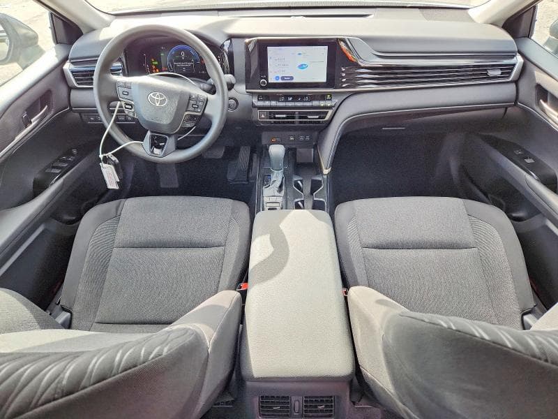 2026 TOYOTA CAMRY LE 8