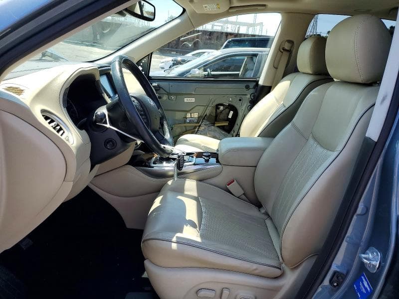 2017 INFINITI QX60 BASE 7