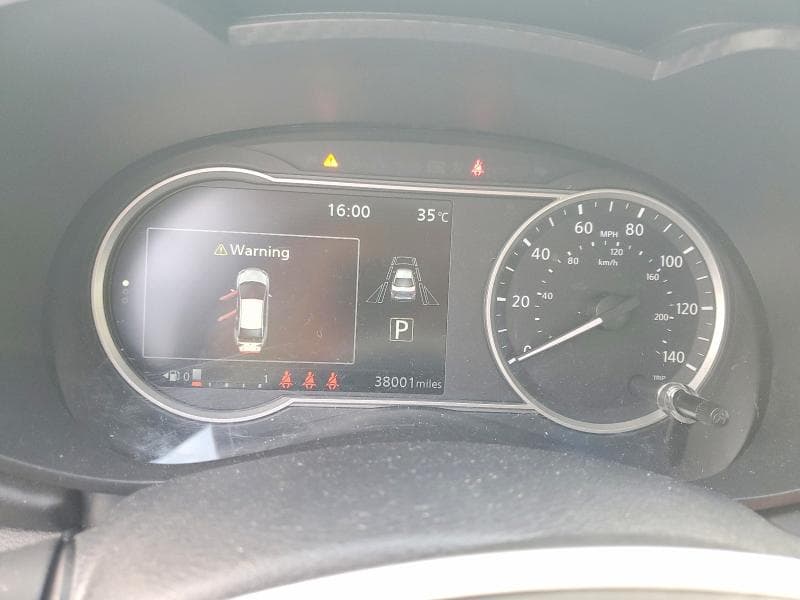 2025 NISSAN VERSA SR 9