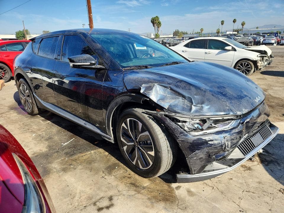 2024 KIA EV6 LIGHT LONG RANGE 4