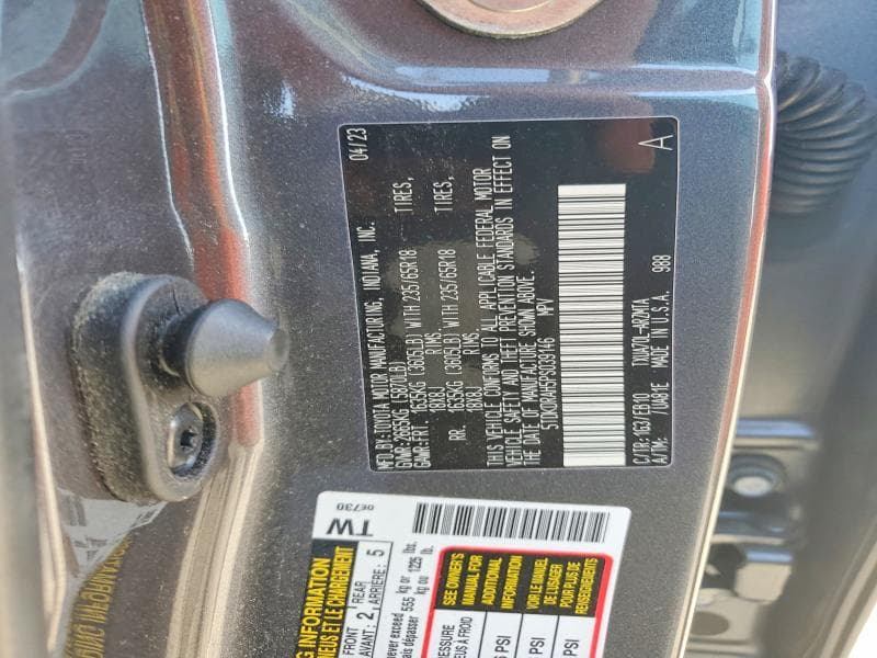 2023 TOYOTA HIGHLANDER XLE 13