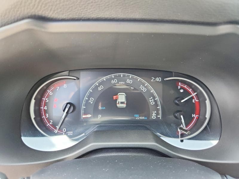 2024 TOYOTA RAV4 LE 9