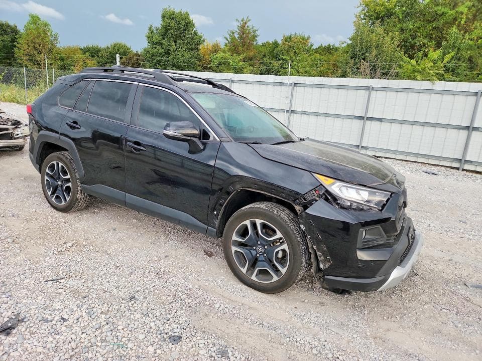 2019 TOYOTA RAV4 ADVENTURE 4
