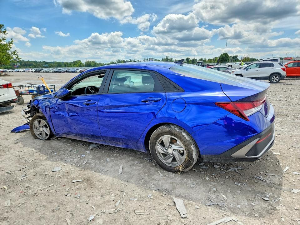 2025 HYUNDAI ELANTRA SE 2
