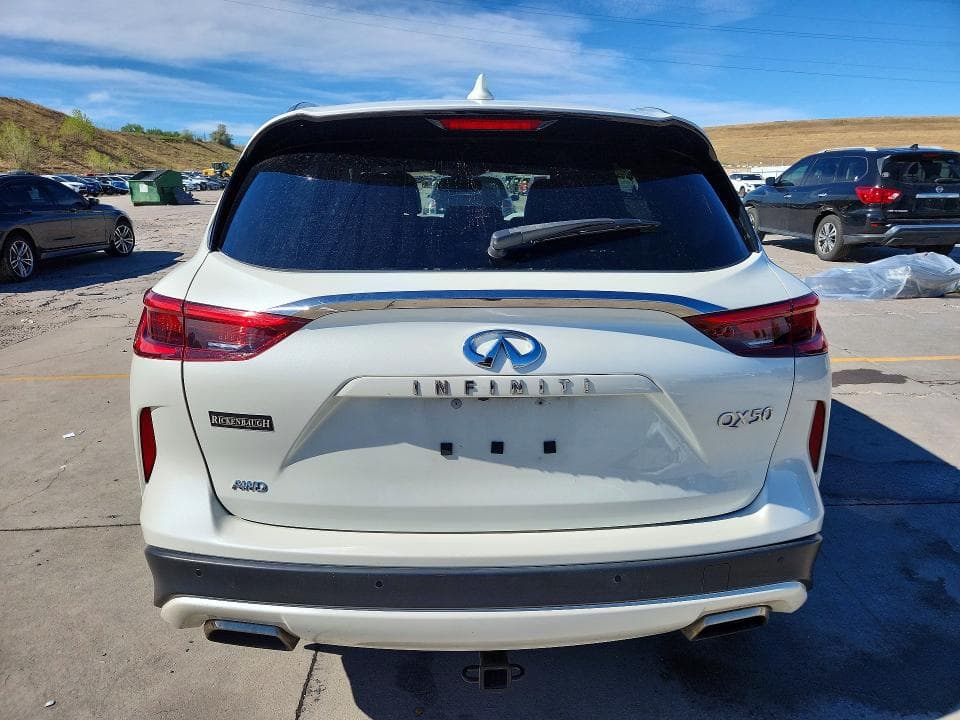 2021 INFINITI QX50 LUXE 6