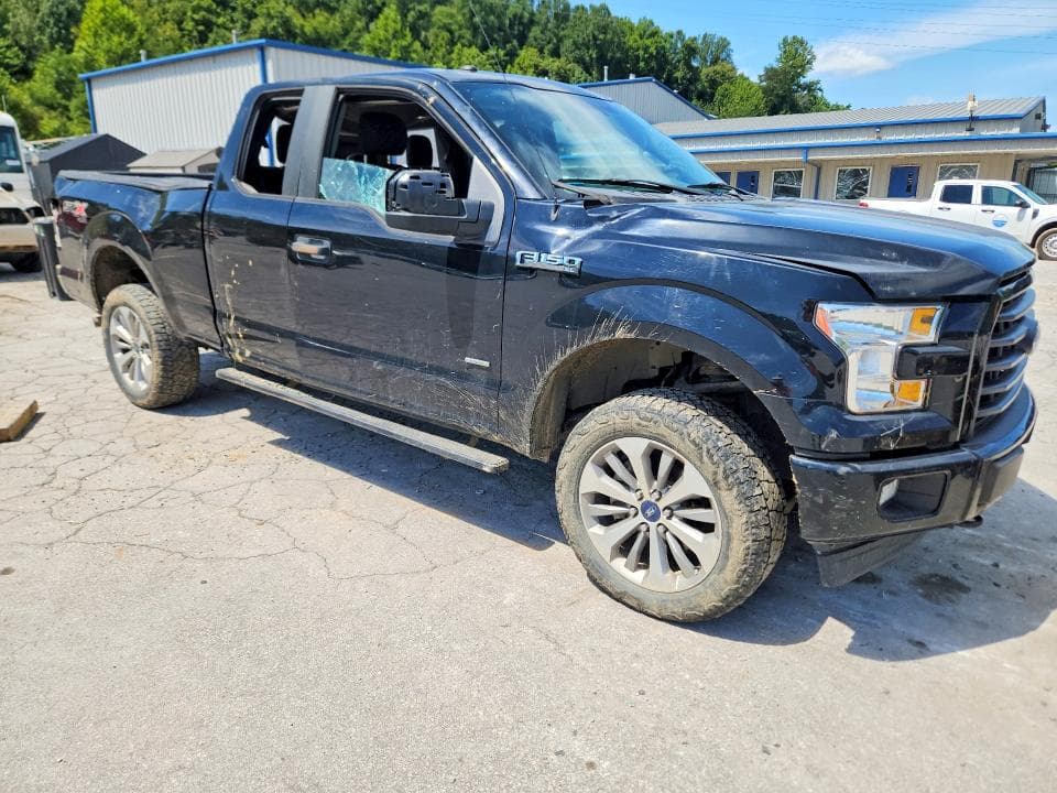 2017 FORD F150 SUPER CAB 4