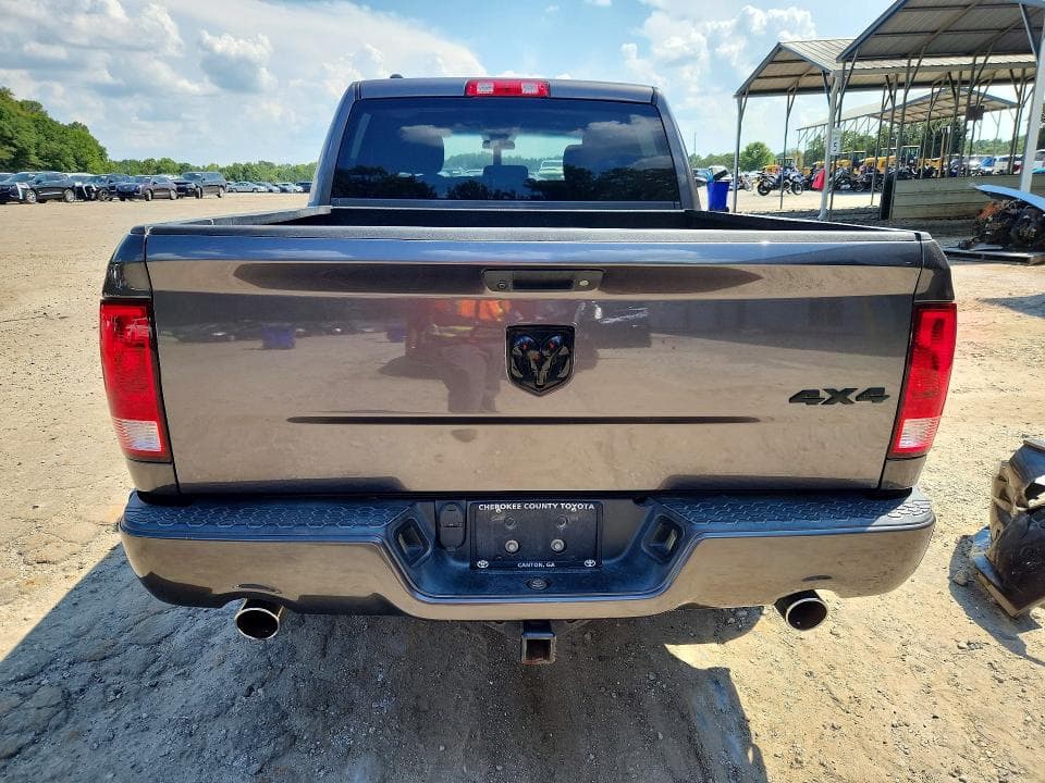 2017 RAM 1500 ST 6