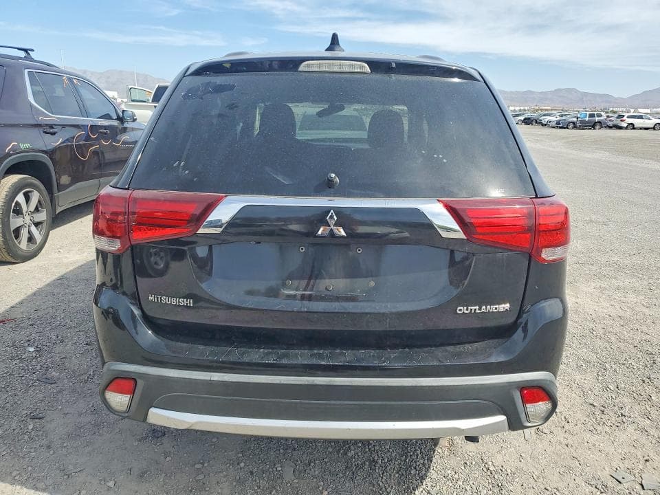 2017 MITSUBISHI OUTLANDER ES 6
