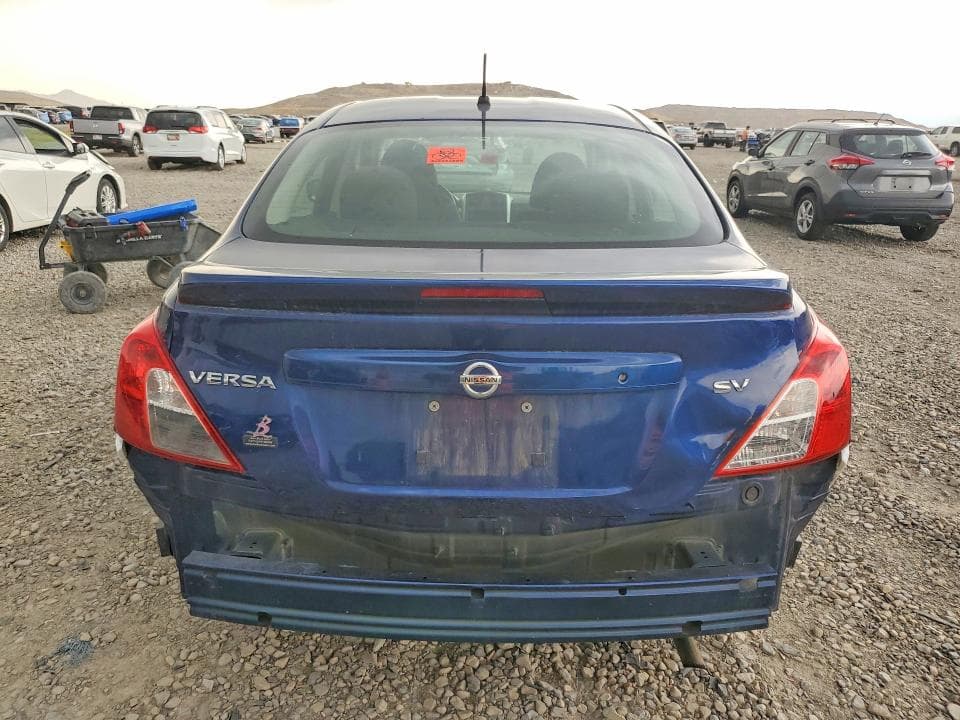 2018 NISSAN VERSA SV 6