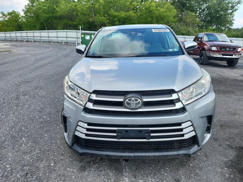 2018 TOYOTA HIGHLANDER LE 5