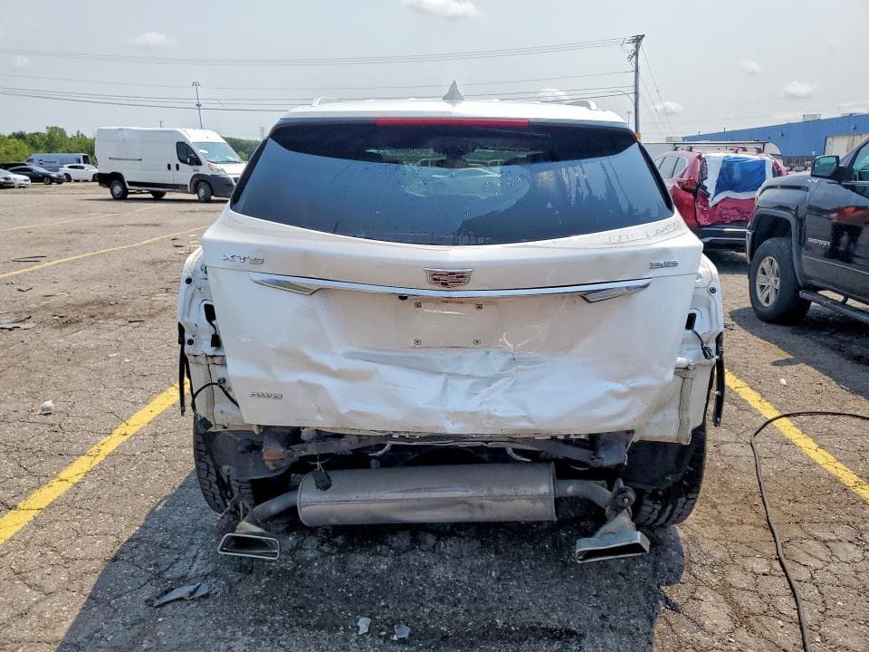 2018 CADILLAC XT5 LUXURY 6