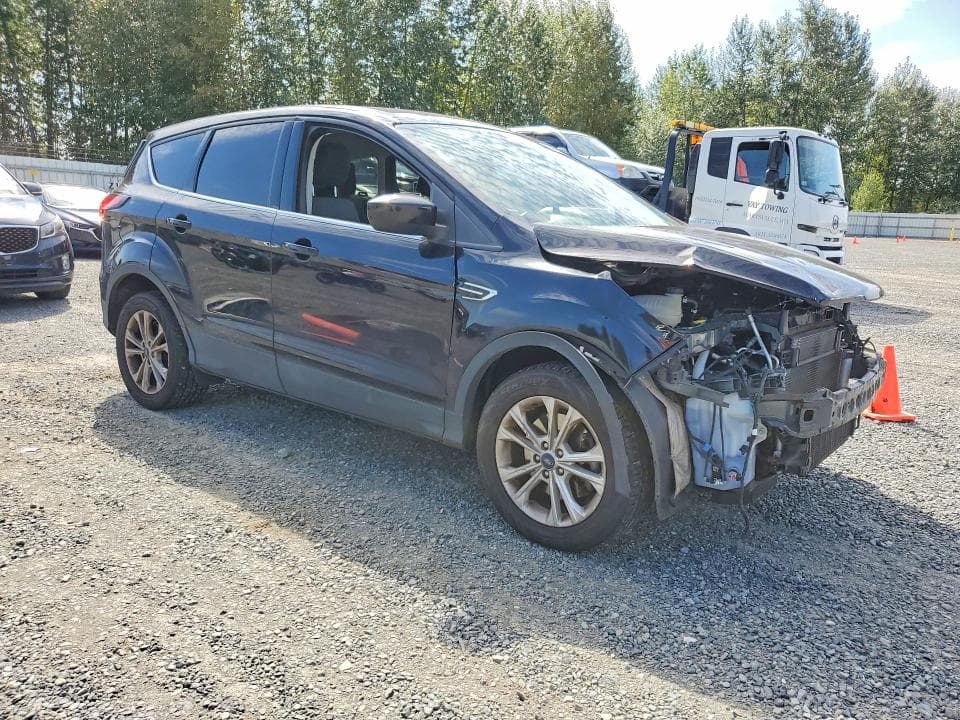 2019 FORD ESCAPE SE 4