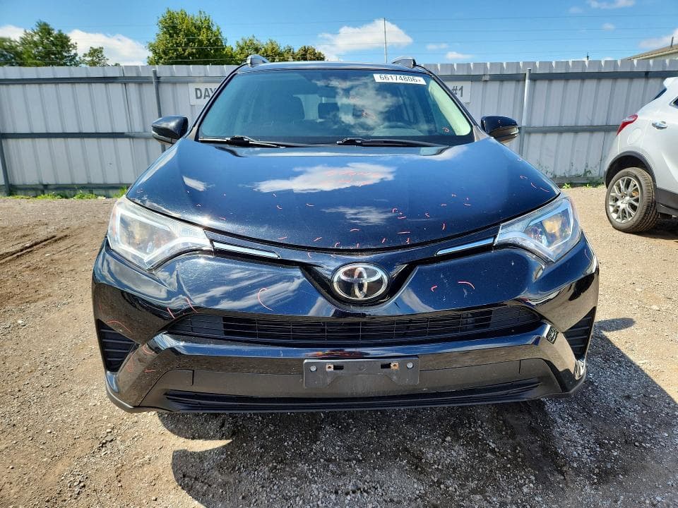 2018 TOYOTA RAV4 LE 5