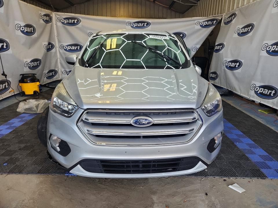 2019 FORD ESCAPE SE 5