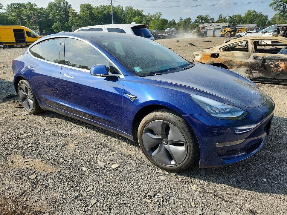 2019 TESLA MODEL 3 4