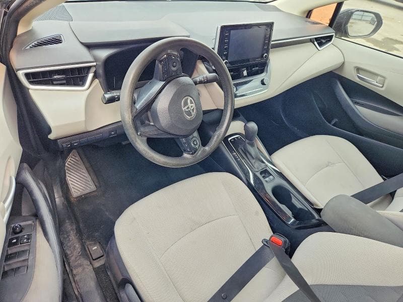 2021 TOYOTA COROLLA LE 8