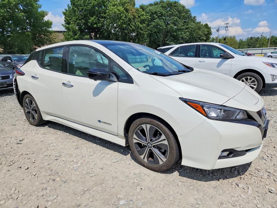 2019 NISSAN LEAF SL 4