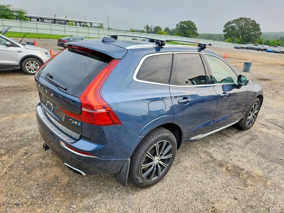 2018 VOLVO XC60 T6 INSCRIPTION 3