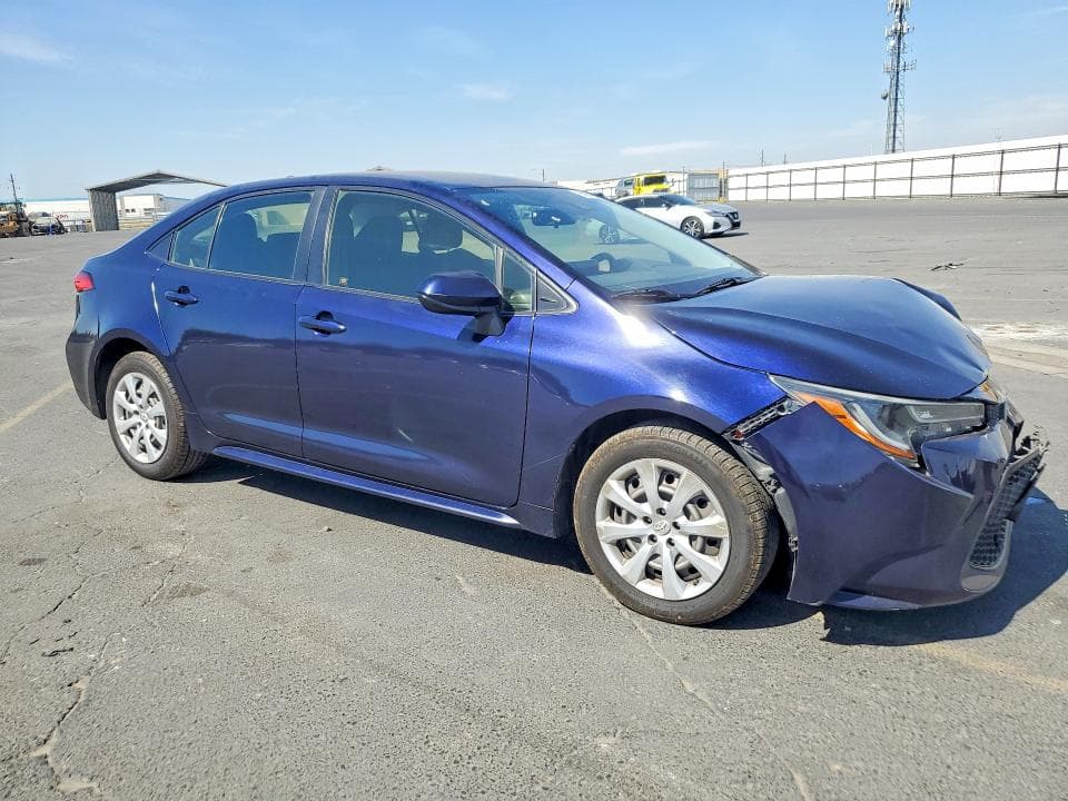 2020 TOYOTA COROLLA LE 4