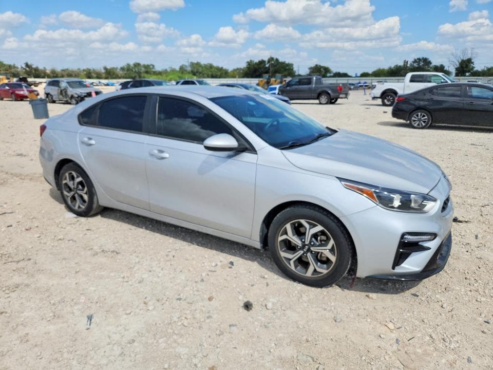 2021 KIA FORTE LXS 4