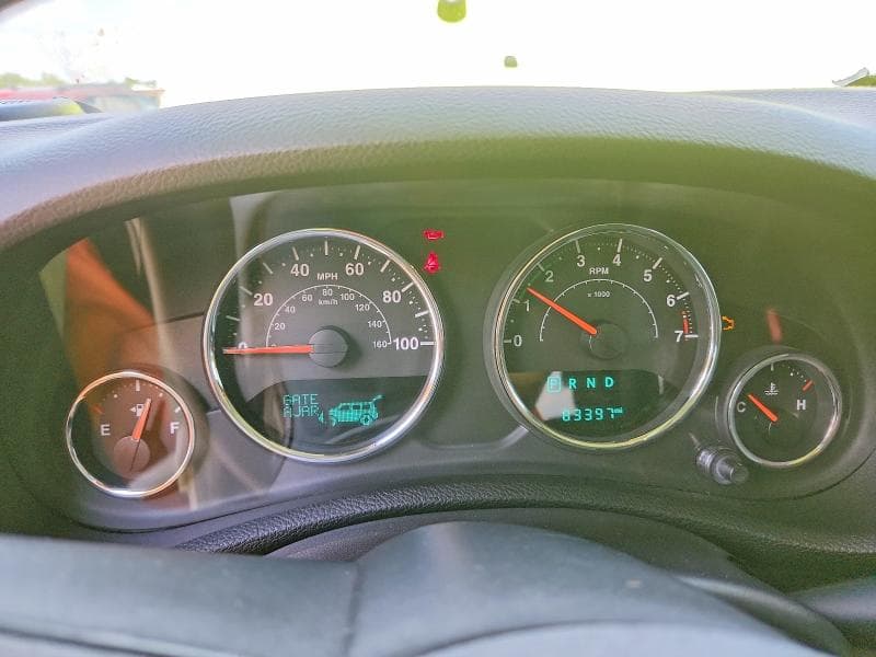 2017 JEEP WRANGLER UNLIMITED SAHARA 9