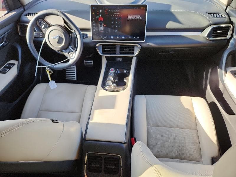 2023 VINFAST TRADING AND PRODUCTION VF 8 PLUS 8