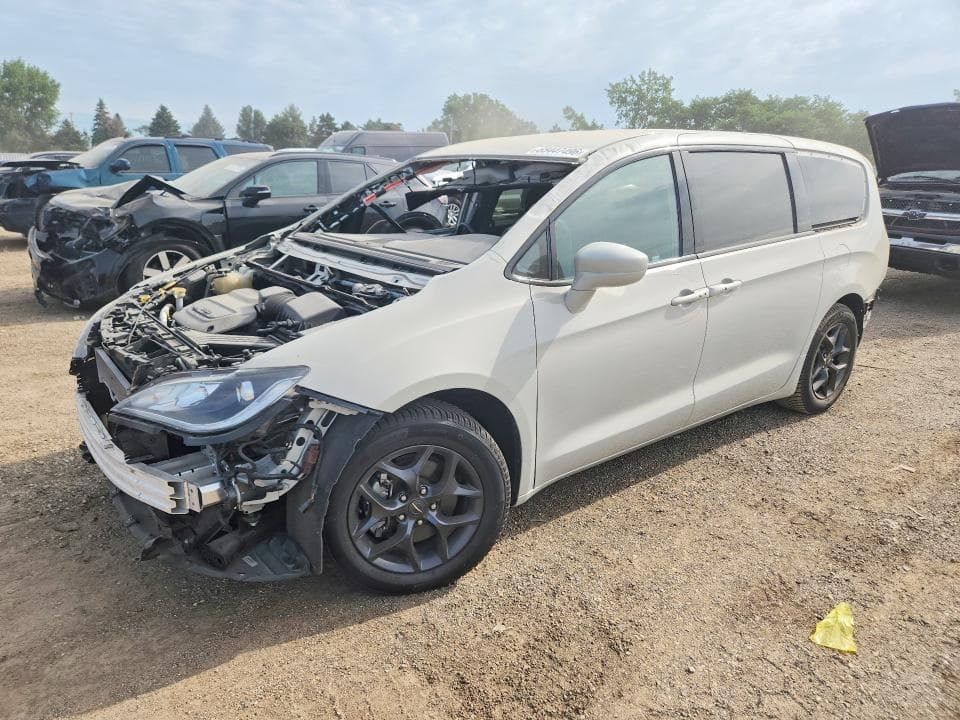 2019 CHRYSLER PACIFICA TOURING PLUS - 1
