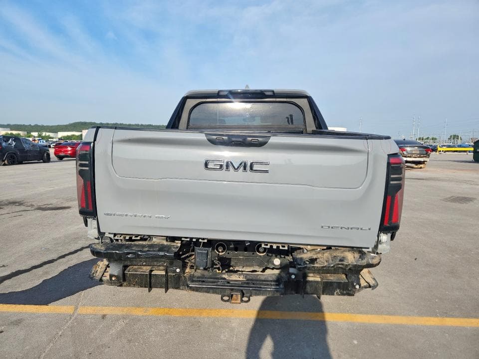 2024 GMC SIERRA DENALI 6