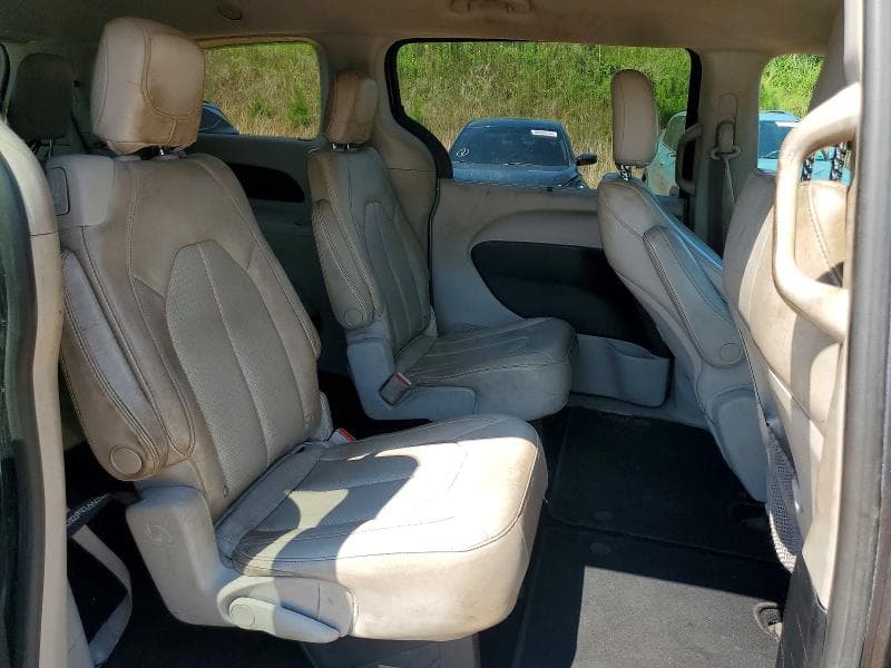 2021 CHRYSLER VOYAGER LXI 11
